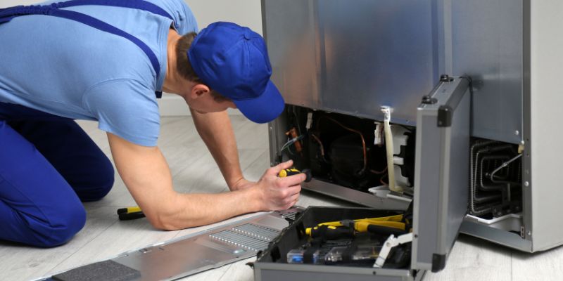 Motor de Geladeira Queimado: Tem Conserto? Como Reconhecer se o Motor da Geladeira Está Queimado?